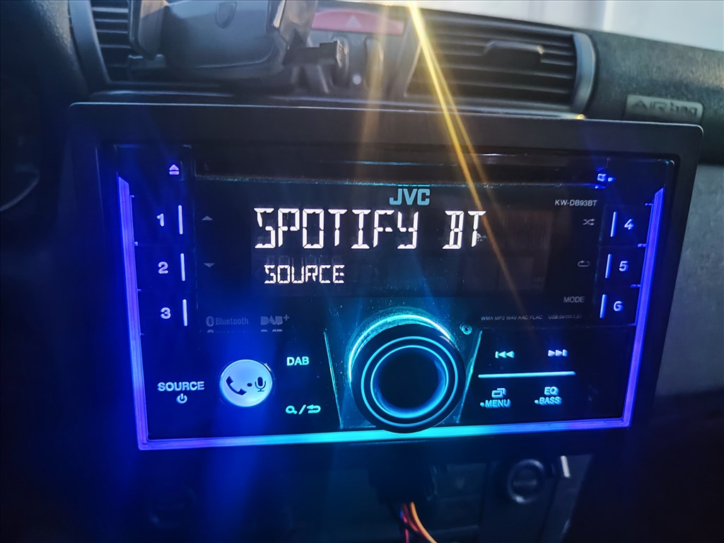 Jvc 2din Bluetooth Usb MP3 autórádió fejegység  1. kép