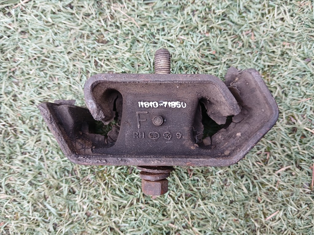 Daewoo Tico motortartó bak gyári  1161071b50 1. kép