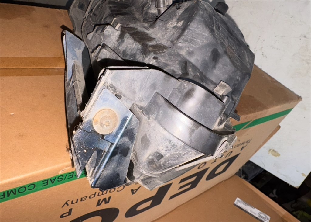 Opel Zafira A fényszóró pár 3. kép