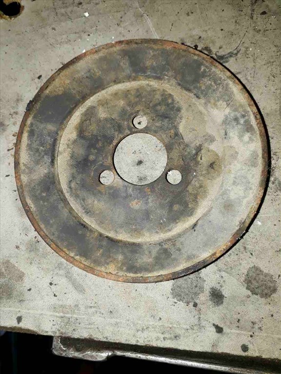 Volkswagen Transporter T4 91-96 Kormányszervó Szivattyú Szíjtárcsa 074 145 255 A 2. kép