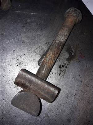 Opel Campo Torziós Rugó Feszítő Csavar