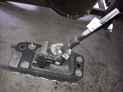 Volkswagen Passat B6 Váltó Kulissza