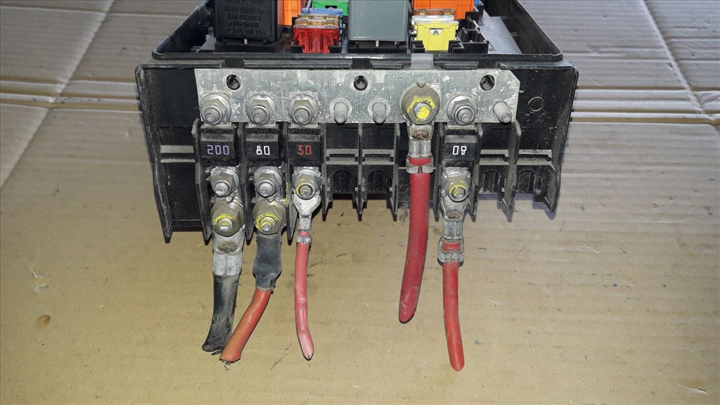 Skoda Octavia II Biztosítéktábla / Relé Tábla 1K0 937 125 3. kép