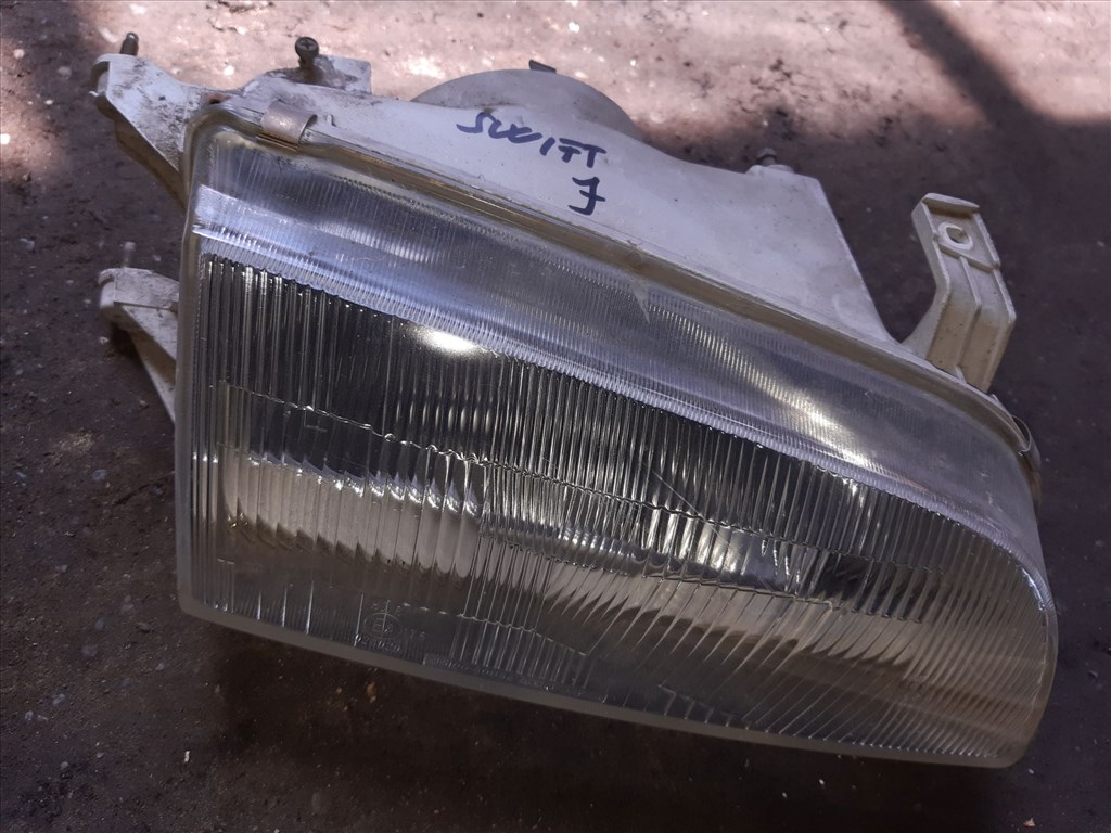 Suzuki Swift II 92-96 Jobb Elsõ Lámpa / Fényszóró 1. kép