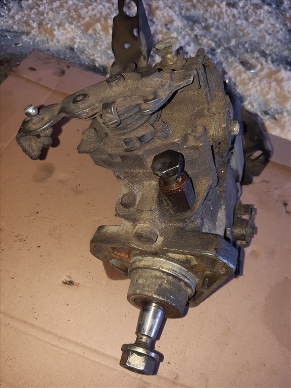 Volkswagen Transporter T4 91-96 Adagoló 0 460 485 003 2. kép