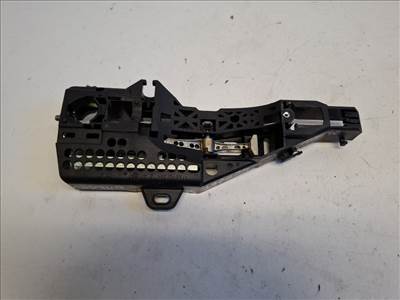 Renault Captur jobb első kilincsfészek