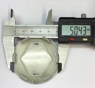 Renault -hoz felni közép, kupak 57mm 4db