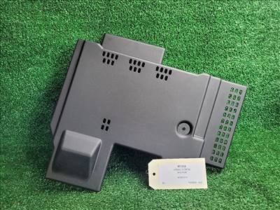 SUZUKI S-CROSS Akkumulátor Fedél 9676157T0