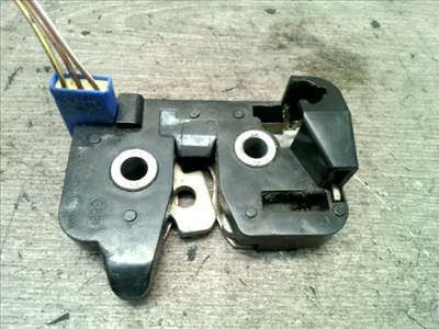 FORD KA cabrio Csomagtérajtó zárszerkezet