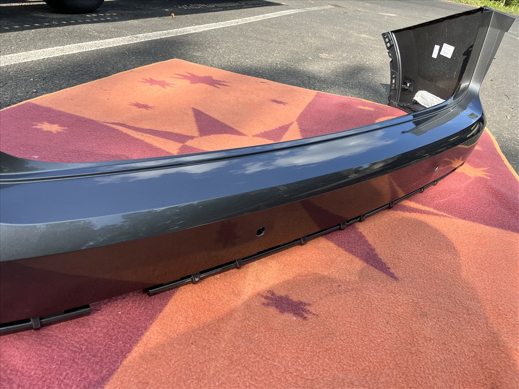 Volkswagen Touareg III 2024 Vw Touareg hátsó lökhárító PDC vel 2423460256 760807417jm7q 3. kép