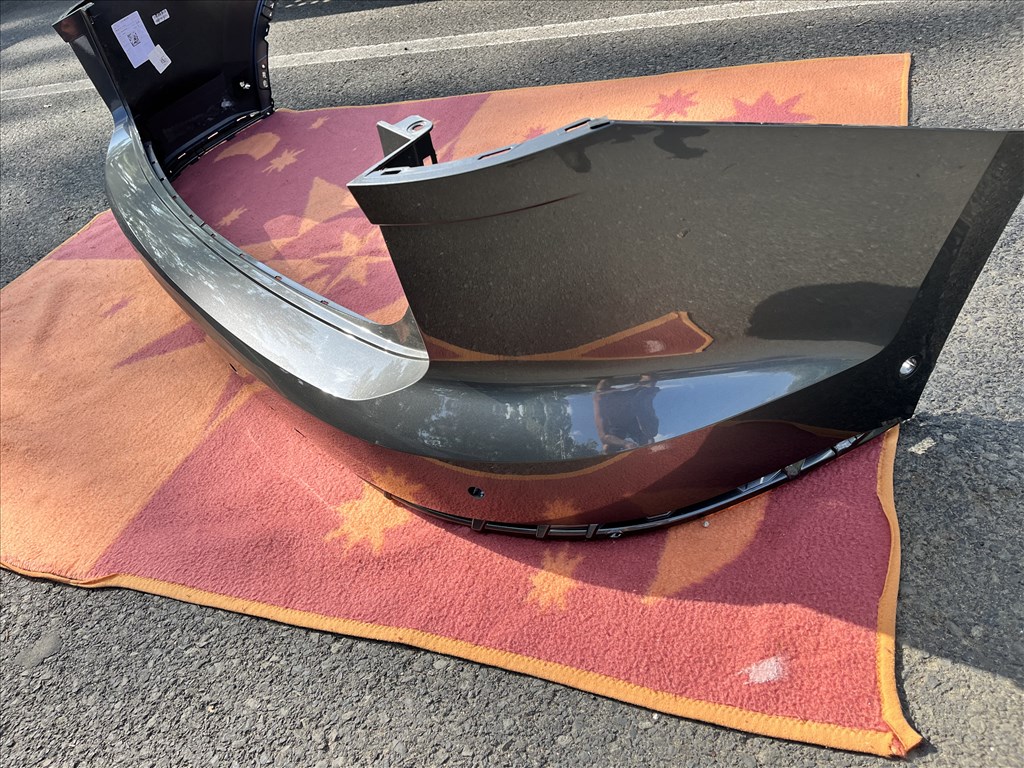 Volkswagen Touareg III 2024 Vw Touareg hátsó lökhárító PDC vel 2423460256 760807417jm7q 4. kép