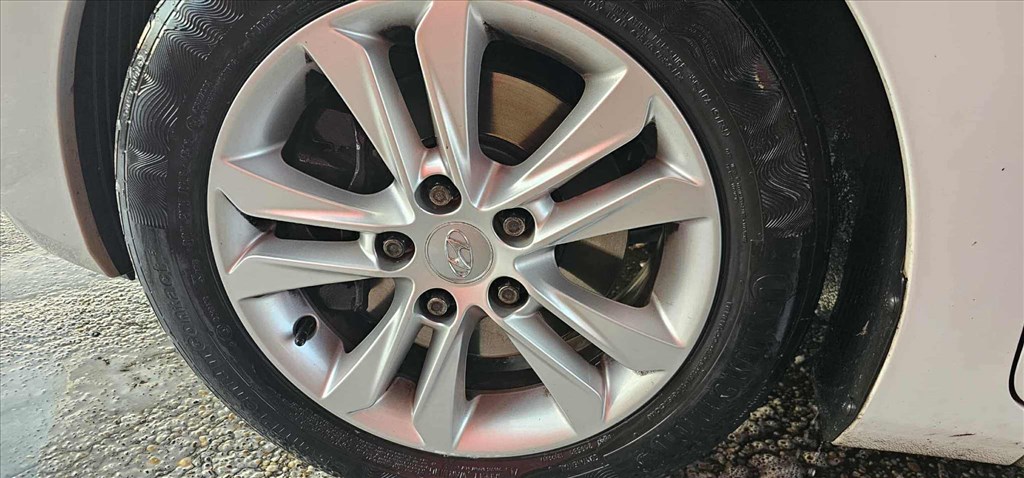  5x114.3 lyukosztású 6,5JJ 16" újszerű alufelni 2. kép