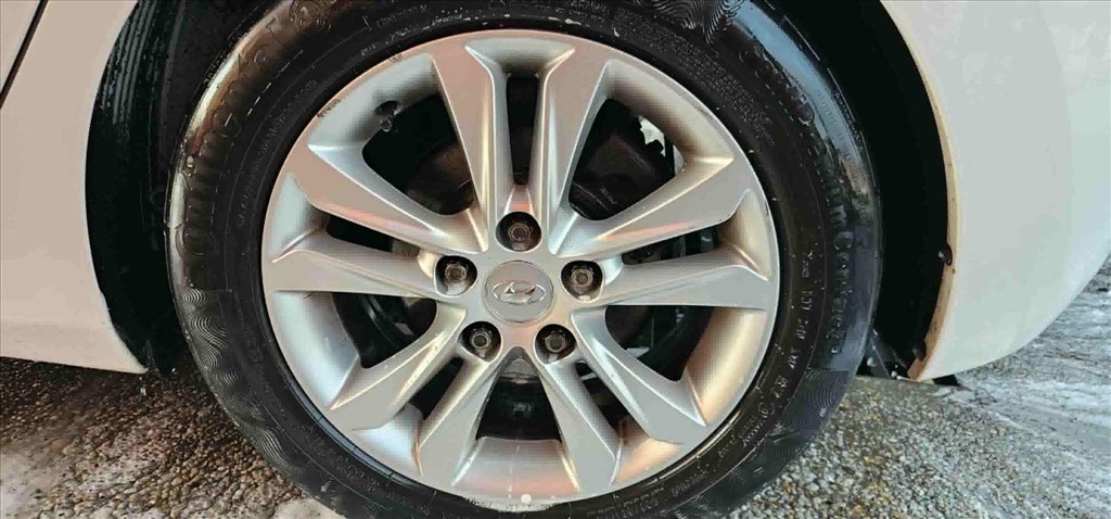  5x114.3 lyukosztású 6,5JJ 16" újszerű alufelni 3. kép