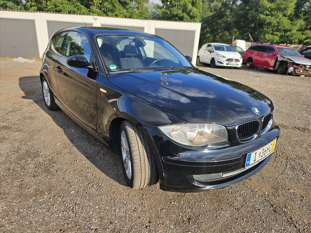 Eladó BMW 116i (1597 cm³, 122 PS) (E81, E82, E87, E88) 7. kép