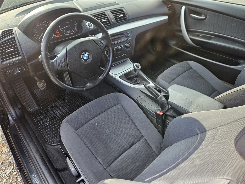 Eladó BMW 116i (1597 cm³, 122 PS) (E81, E82, E87, E88) 10. kép