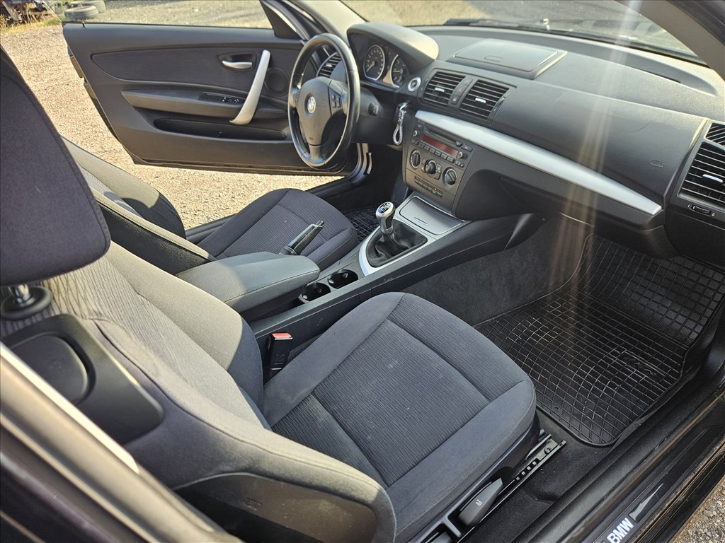Eladó BMW 116i (1597 cm³, 122 PS) (E81, E82, E87, E88) 14. kép