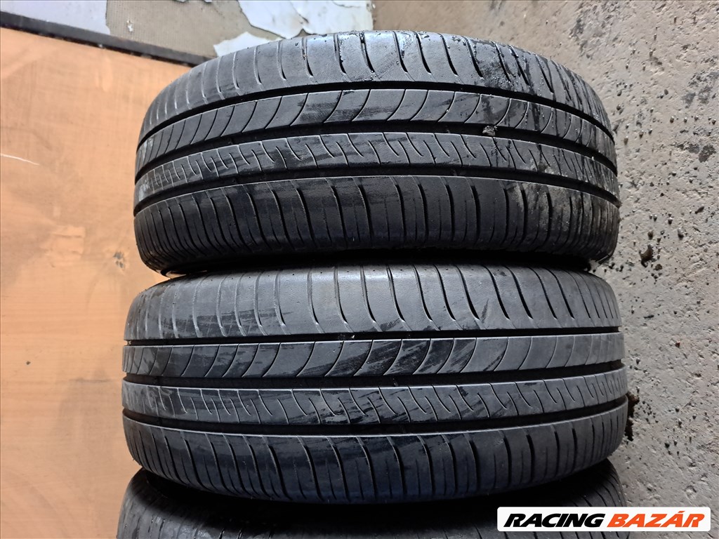 4db 215/60 R16 Michelin Energy Saver + Nyári gumi eladó!!!  ára 10000Ft/db Állapota: 6mm minta 2. kép