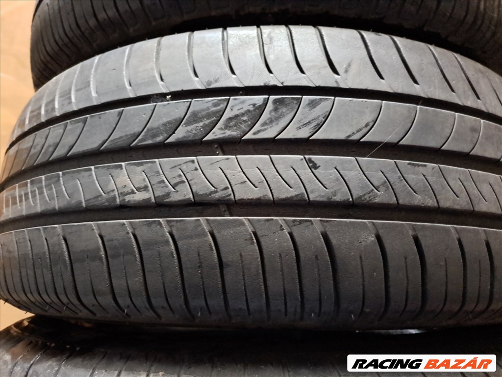 4db 215/60 R16 Michelin Energy Saver + Nyári gumi eladó!!!  ára 10000Ft/db Állapota: 6mm minta 4. kép
