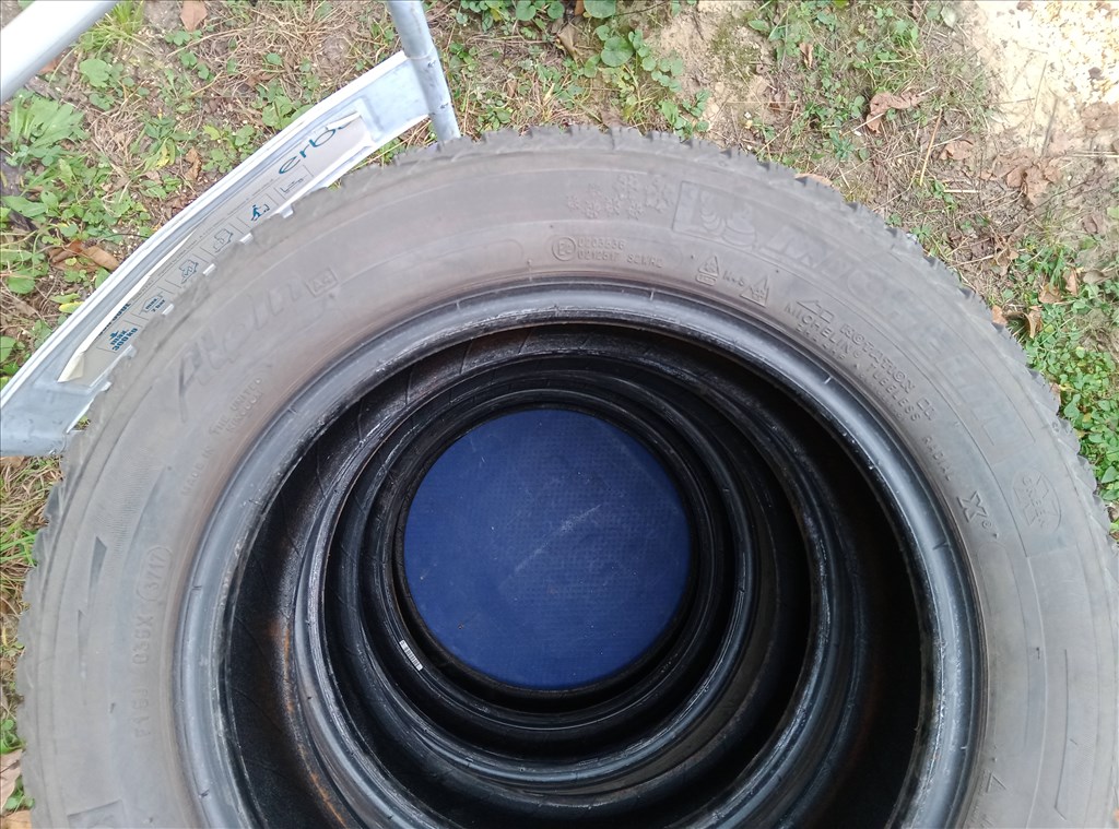  185/6015" használt Michelin téli gumi gumi 4. kép