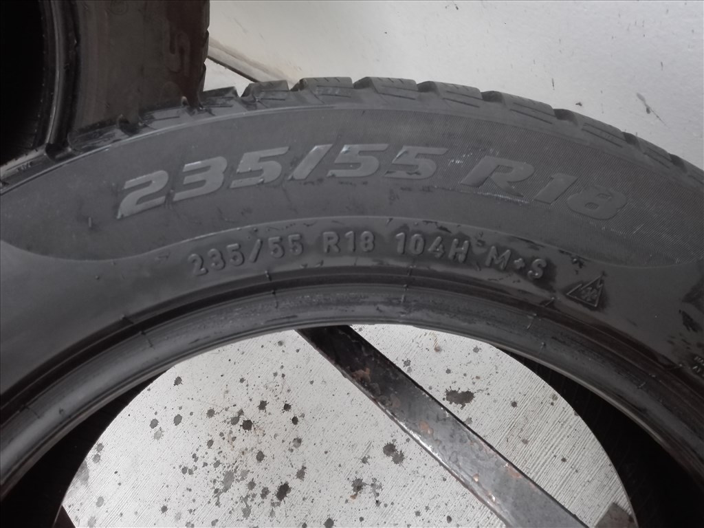 235/55R18 Pirelli téli gumi garnitúra 235/55 r18 7. kép