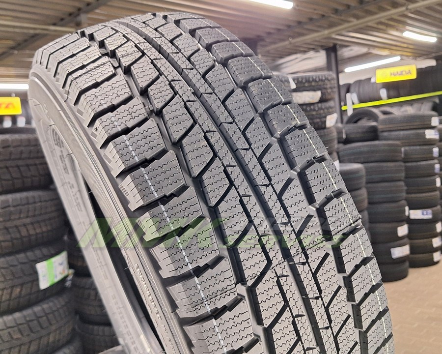 215/70 R15C Diamondback DW701 109/107S új téli kisteherabroncs 1. kép