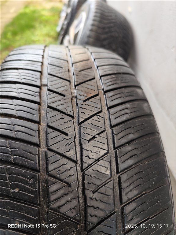  5x112 lyukosztású 17" használt alufelni, rajta 215/50 használt Barum téli gumi gumi  10. kép