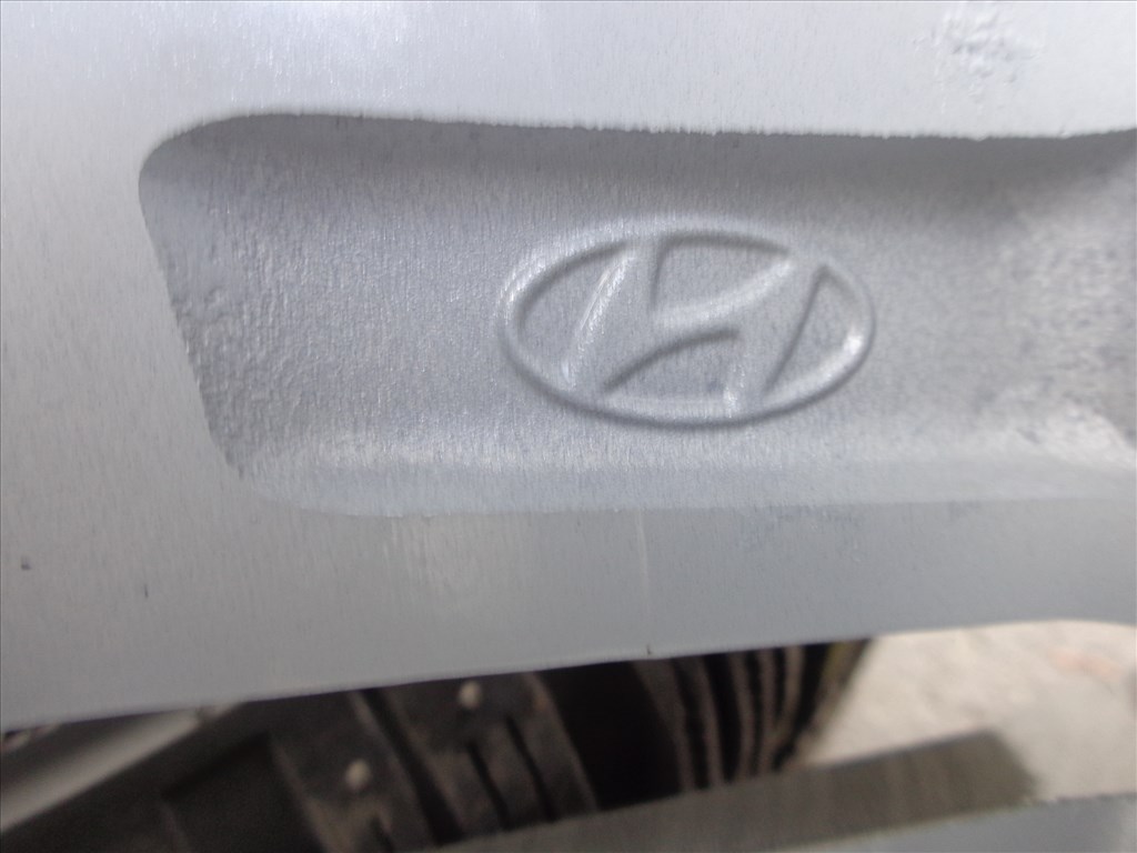 Hyundai Kona gyári téli garnitúra  8. kép