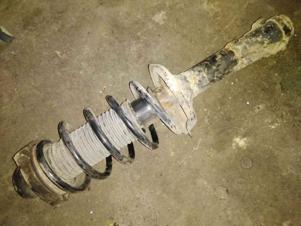 Volkswagen Golf III Elsõ Lengéscsillapító  Rugó 1H0413031Q 2. kép