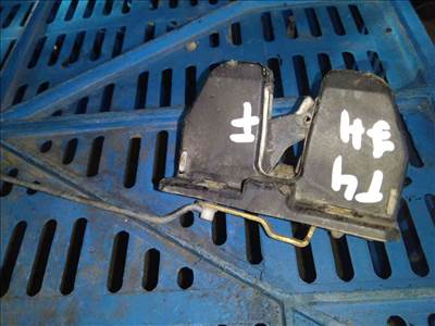 Volkswagen Transporter T4 91-03 Jobb Csomagtérajtó Felső Zárszerkezet 701 827 162