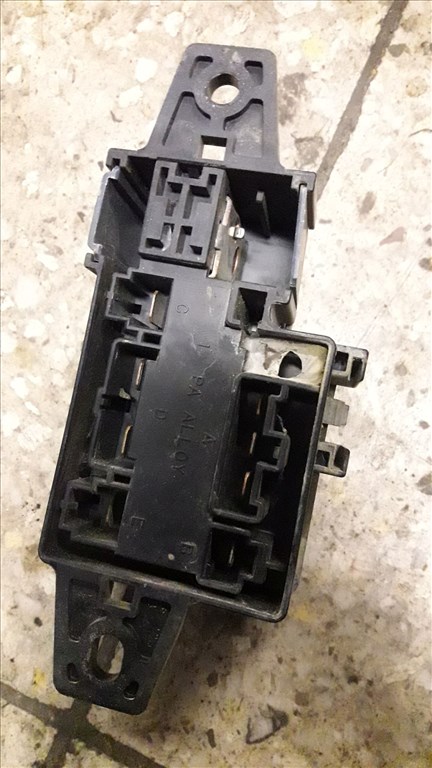 Suzuki Vitara Biztosítéktábla / Relé Tábla 3. kép