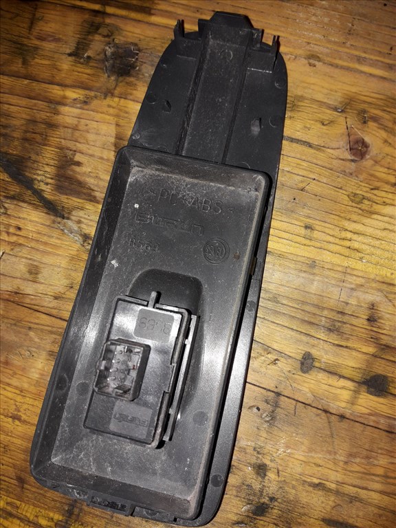 Peugeot Boxer III 06-14 Jobb Elsõ Ablakemelõ Kapcsoló 2. kép