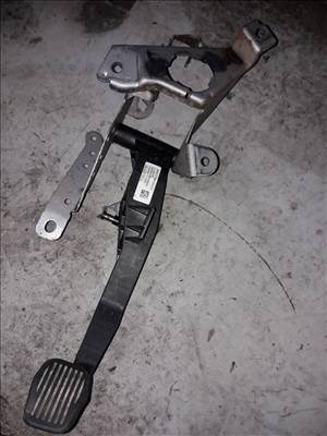 Volvo S40 04-12 Kuplung Pedál