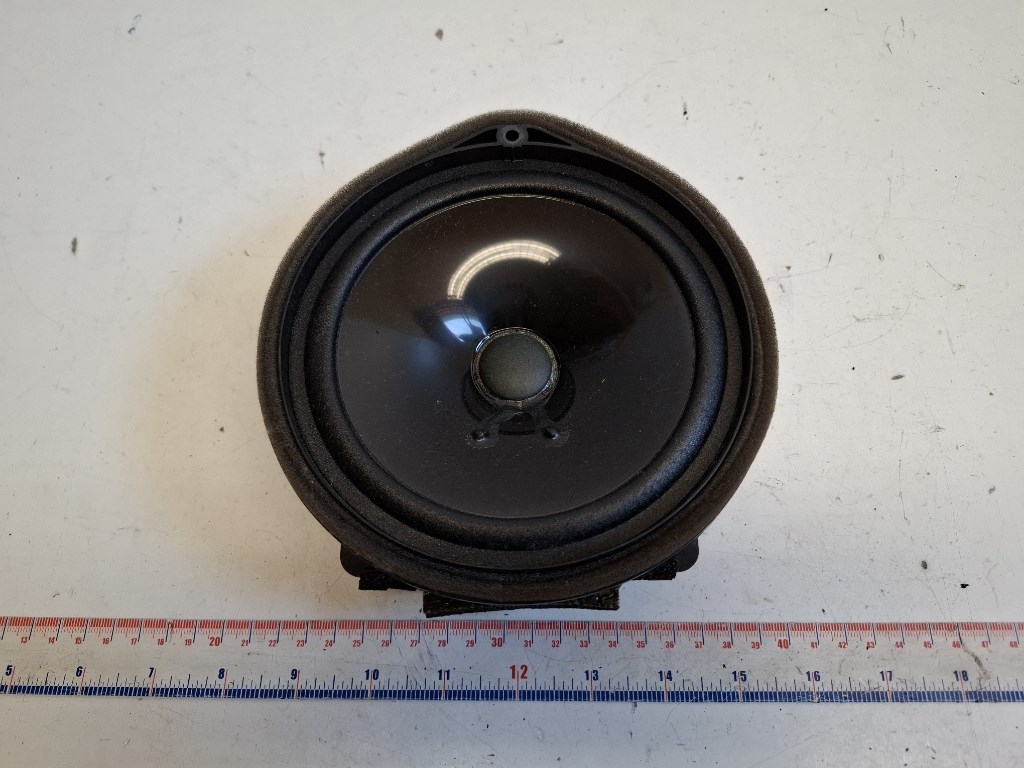 Honda Jazz (GE) jobb hátsó hangszóró 1. kép