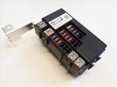 Hyundai I 10  biztosítéktábla motortér BHA5305331