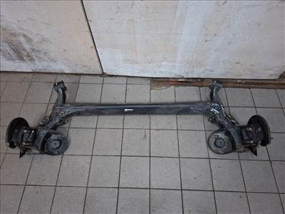 Hyundai IX20 hátsó híd tárcsafékes 551001K000