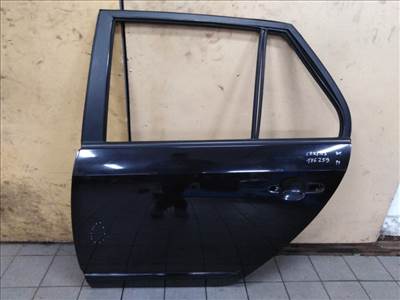 Kia Carens (UN) bal hátsó ajtó