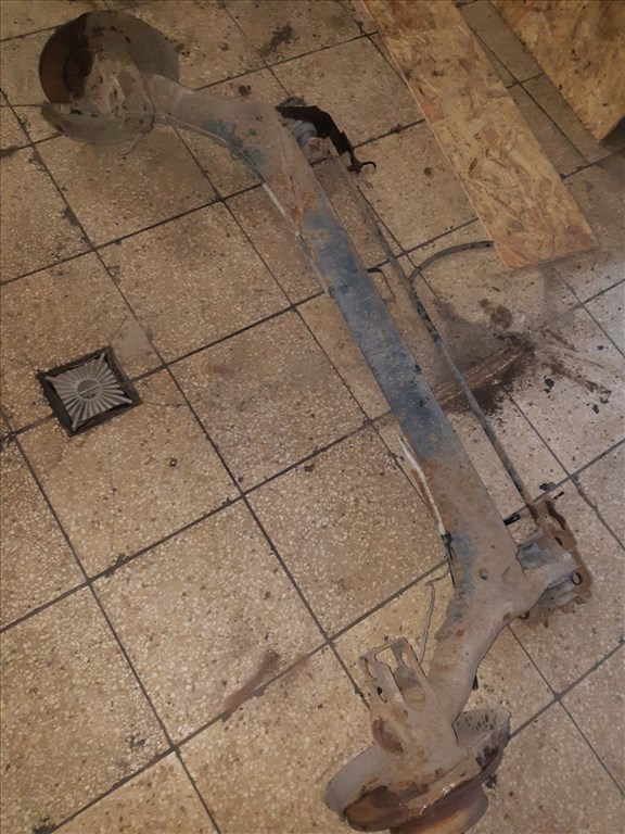 Audi A4 B5 Hátsó Híd Tárcsafékes 3. kép