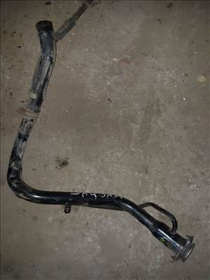 Suzuki SX4 Üzemanyag Betöltő Cső