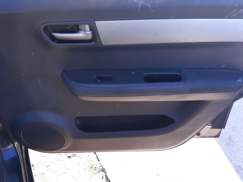 Suzuki Swift III 04-10 Jobb Elsõ Ajtó 43R-00351 4. kép