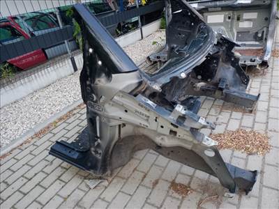 Opel Agila jobb első negyed