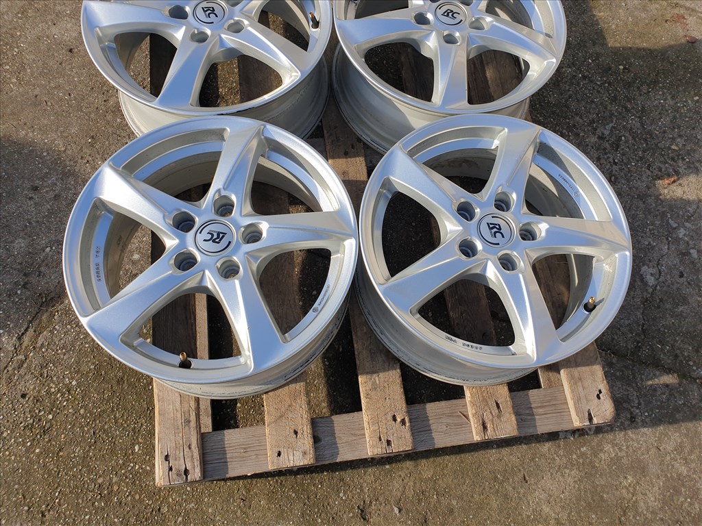 16" 5x112 Skoda Octavia IV 2. kép