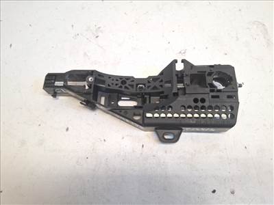 Renault Clio bal első kilincsfészek