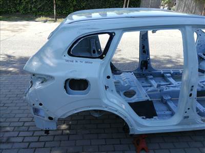 Renault Kadjar jobb hátsó negyed