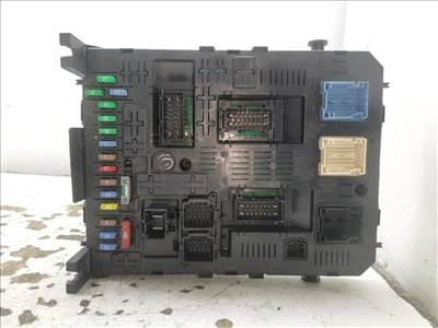 PEUGEOT 407 (6D_) 2.0 HDi 135 Biztosítéktábla Utastér #42666# 966405908001