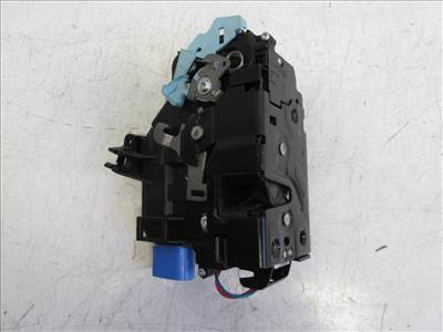 Volkswagen Caddy (2K) jobb első ajtózár 3D2837016S