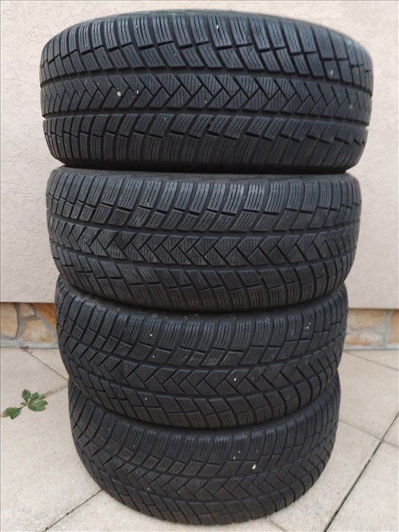  235/5517" használt Vredestein téli gumi garnitura 1. kép