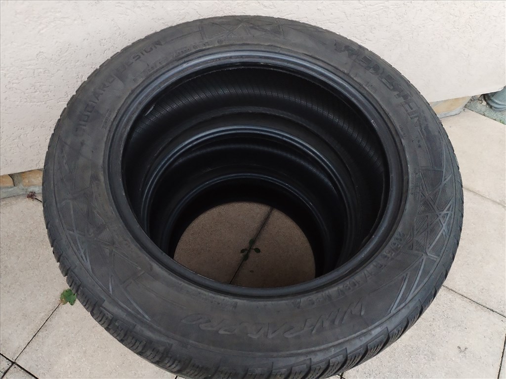  235/5517" használt Vredestein téli gumi garnitura 2. kép