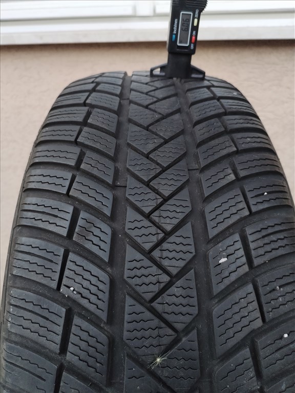  235/5517" használt Vredestein téli gumi garnitura 4. kép