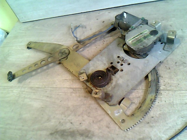 OPEL ASTRA F 94-02 Jobb első ablakemelő szerkezet elektromos 1. kép