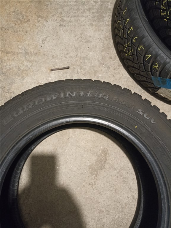  215/6517" újszerű Falken téli gumi gumi 6. kép